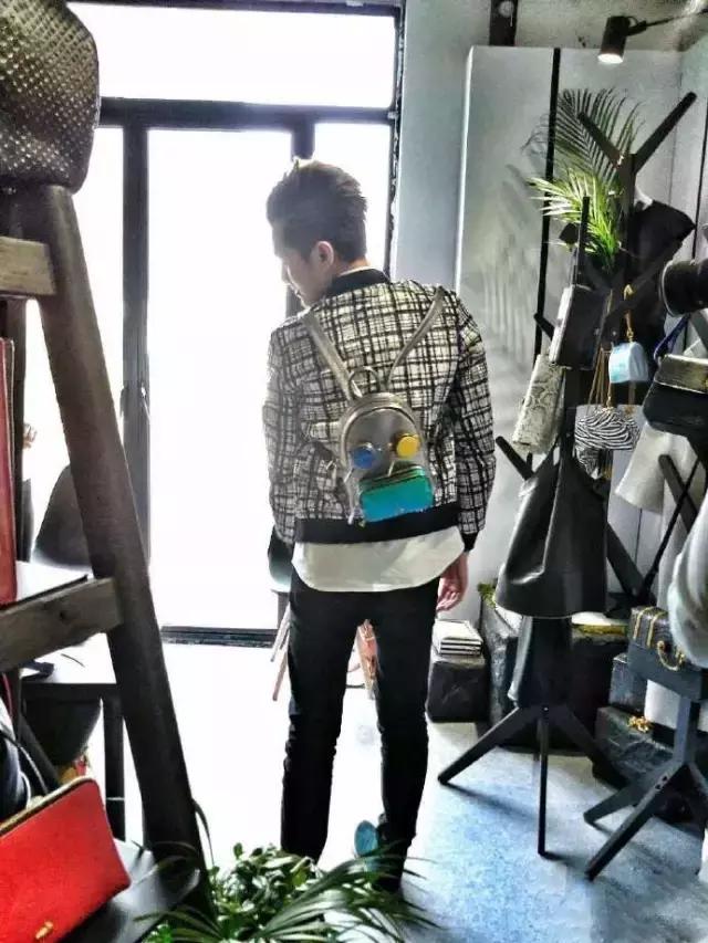 高圆圆包包谁设计的,高圆圆款包包