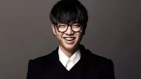 学生党买什么眼镜便宜好看,适合学生党戴的高颜值眼镜