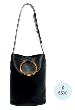 容量越大肩带越宽