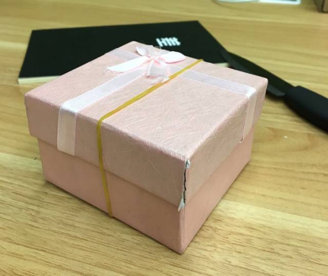 奔走相告再遇到这种“免费送”的，各位直接右上角投诉！