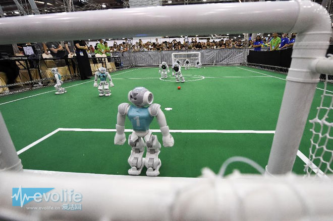 摄像师还是回家洗洗睡吧AI正打算学习如何拍一场足球比赛