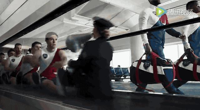 美联航新飞行视频,美联航飞机飞行