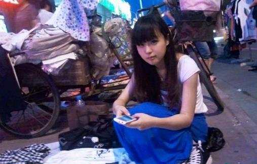 地摊夏天卖什么吃的好卖又赚钱,海滩地摊卖什么最吸引人