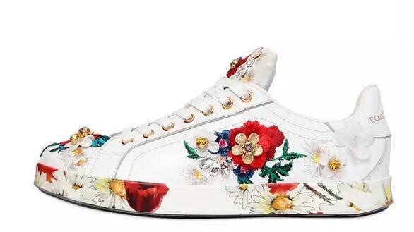 轻奢精致小白鞋,轻奢的小白鞋