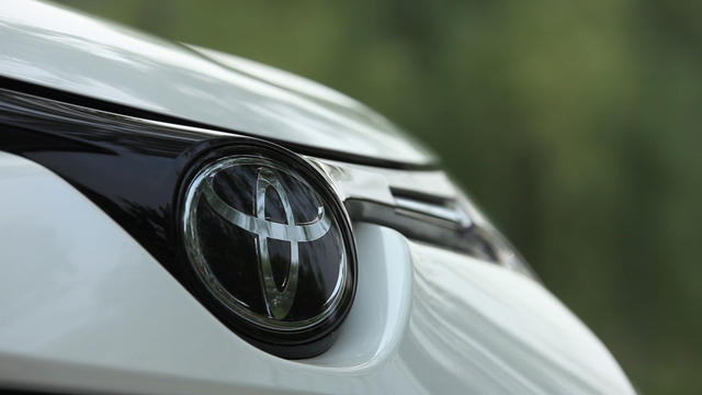 丰田rav4荣放混动双擎精英版试驾,丰田rav4荣放风尚plus二驱试驾