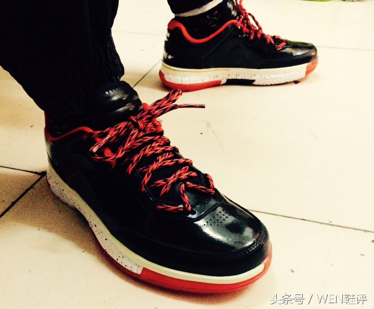 李宁篮球鞋碳板防滑减震,李宁篮球鞋包裹好耐磨减震