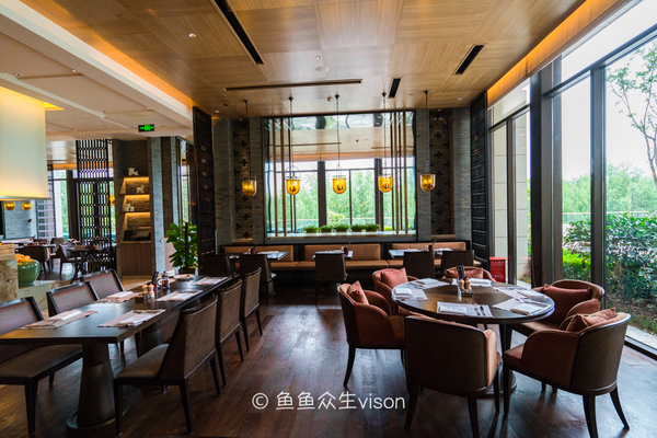 这里曾经也是繁华都市,古朴优雅充满禅意的私家园林