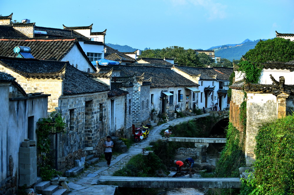 酷暑走徽州，查济二三事