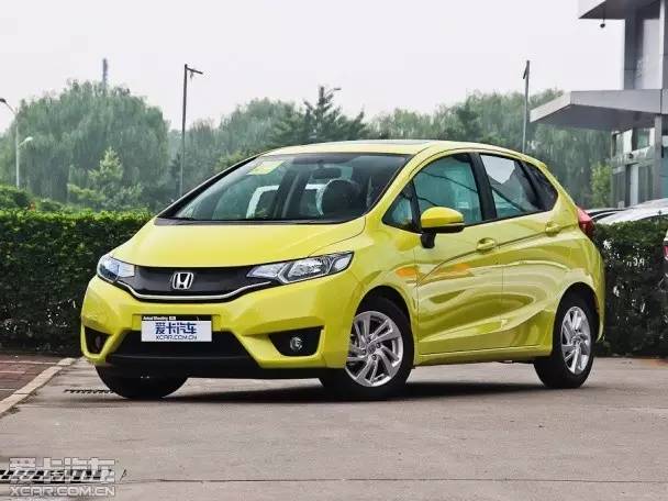 两厢车推荐2015,一万内2015年二手两厢车推荐