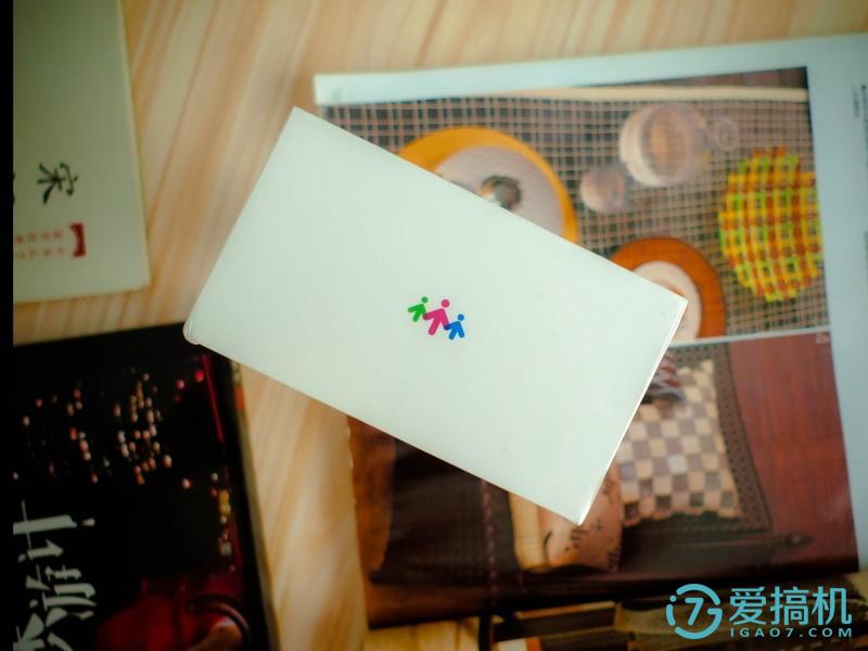 乐心运动手表充电,乐心运动手表显示实时数据