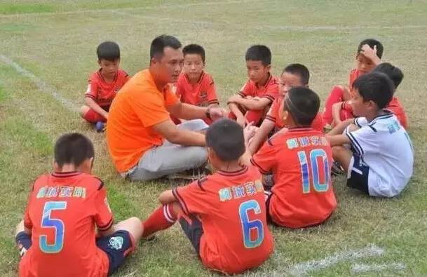 浙江衢州市足球队,衢州足球队踢宁波