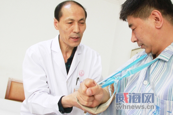 市医疗卫生首席专家杨茂清:用爱疗伤的整骨专家