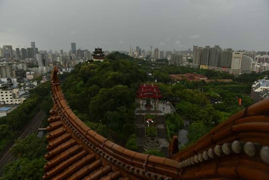 超多美图慎入！开神车，走丝路，这些不可思议的美景就在中国！