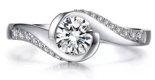 30分裸钻可以做出什么项链,50分裸钻怎么挑