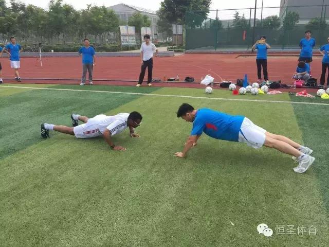 恒圣体育携国安名宿走进校园，十三朝古都迎来足球之春！