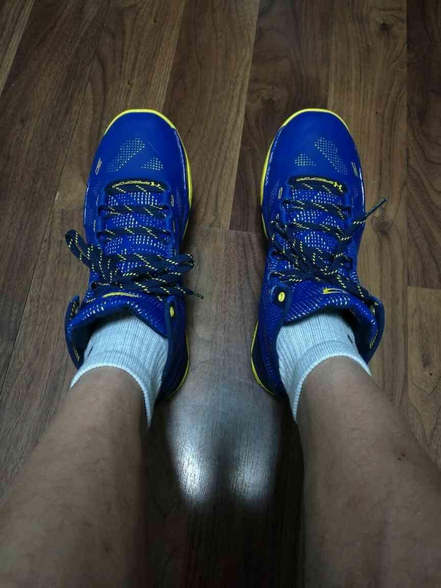 现在最适合入手的实战鞋,最省钱的几款实战鞋推荐