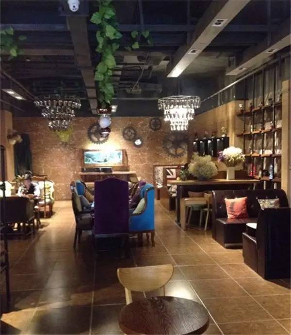 西安钟楼附近四星酒店推荐,西安钟楼附近高档饭店推荐