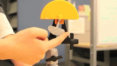 足球奥巴马名场面,奥巴马踢足球视频