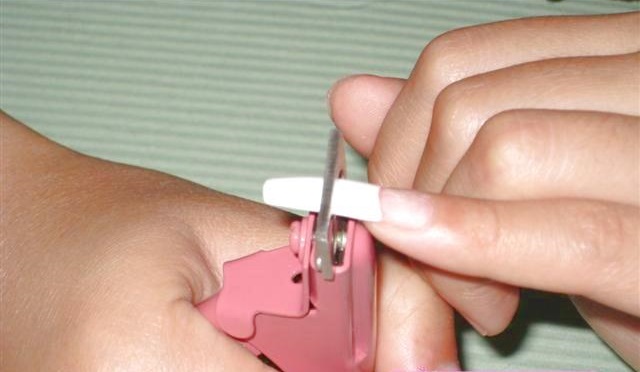 简单法式甲短甲,斜法式甲教程全部过程