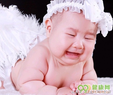 婴儿大便带血丝是什么原因,婴儿大便带血丝母亲如何调整饮食