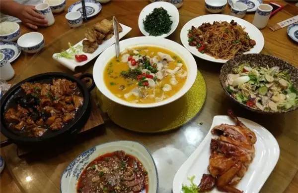 西安钟楼附近高档餐厅,西安必去的高消费餐厅