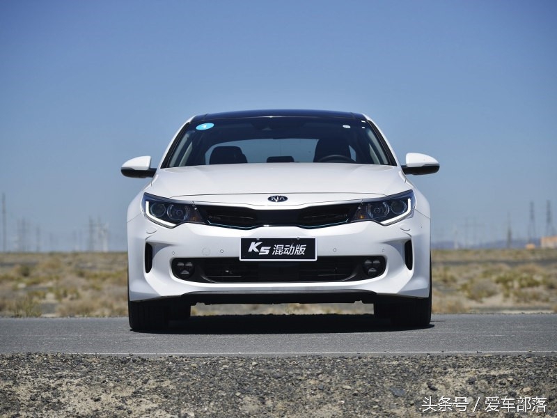 新款起亚k5豪华版2.0t价格,起亚k51.5t时尚版落地价