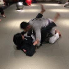 巴西柔术成人好学吗,巴西柔术适合女性防身吗