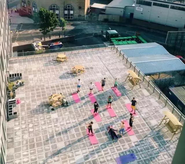 这个年青人造的公寓，让我好想立马住进去！功能太全了！