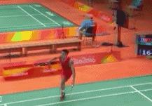 百米赛跑博尔特对战猛兽,百米飞人博尔特经典动作