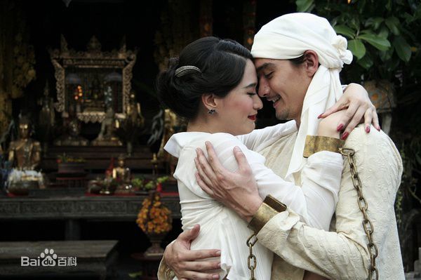 侄子和婶婶的不伦恋情,结局则颇为惊悚悲伤