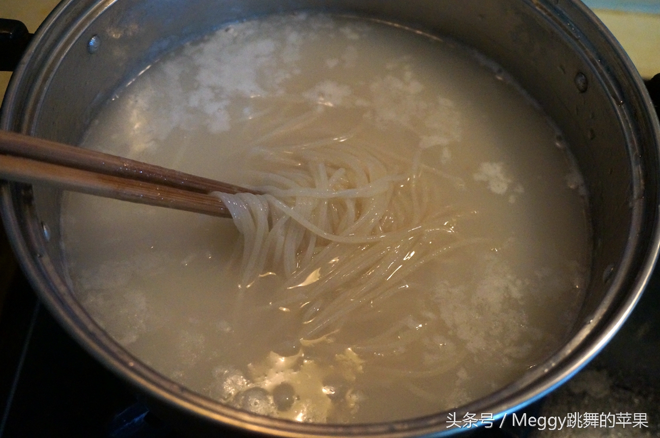 干米粉煮着好吃还是泡着好吃,干米粉变软