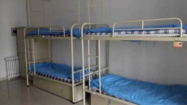 宿舍六人间是种什么体验,8人间宿舍什么体验