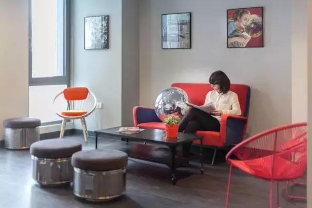 这个年青人造的公寓，让我好想立马住进去！功能太全了！