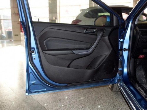 国产车五万性价比最高的车,2018款艾5自动7万公里多少钱