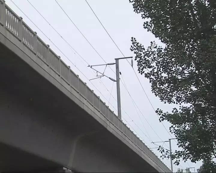 个人原因坐火车晚点了怎么办,坐高铁火车总是晚点代表什么