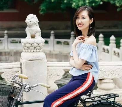 从南都首席到90万教徒,“买神”黎贝卡:朋友就是朋友,不是资源