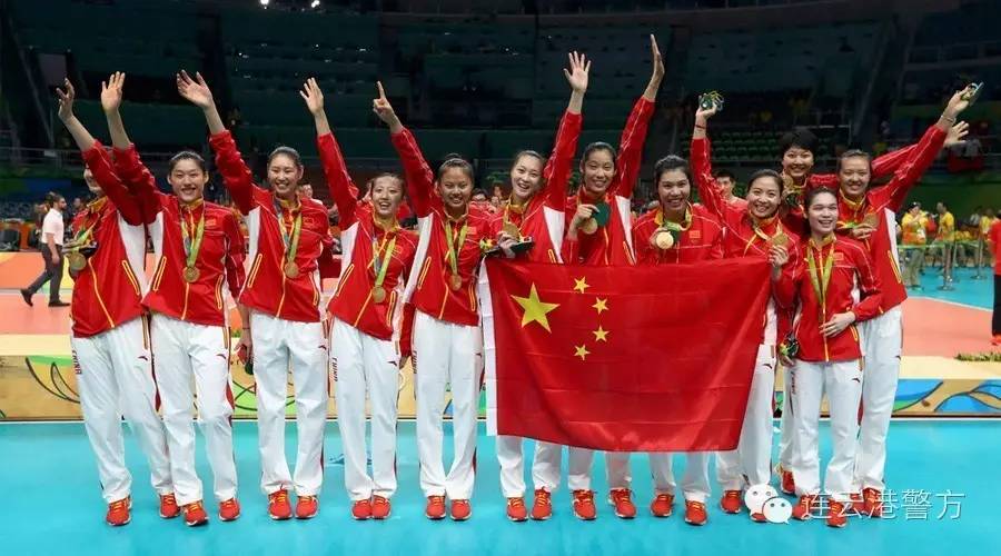 龚翔宇江苏女排队长,龚翔宇全家照片