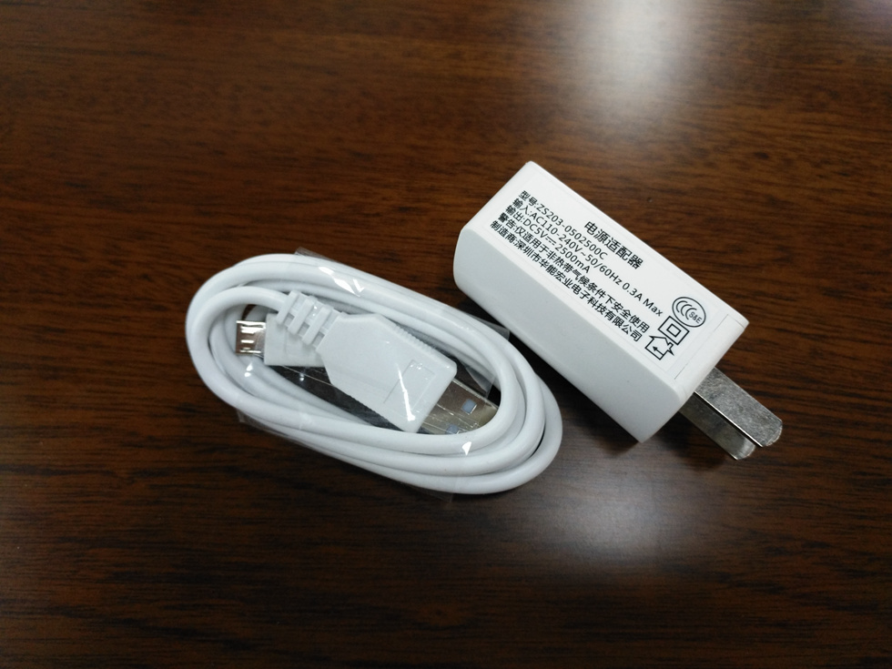 不需流量看高清电视，爱华ITV933移动电视娱乐宝体验