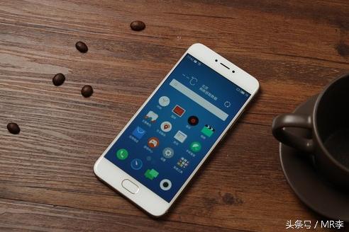 2000块买魅族还是小米,小米和魅族相差500元怎么选