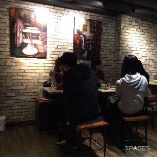 香港新发现：一边剪发一边喝咖啡