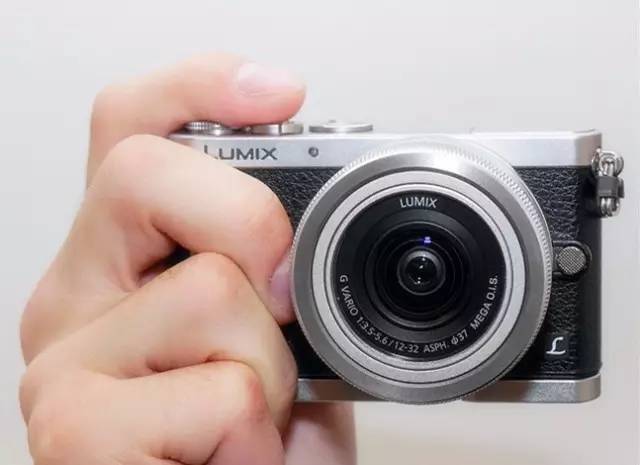 佳能4000到5000最值得入手的微单,微单相机推荐3000至4000