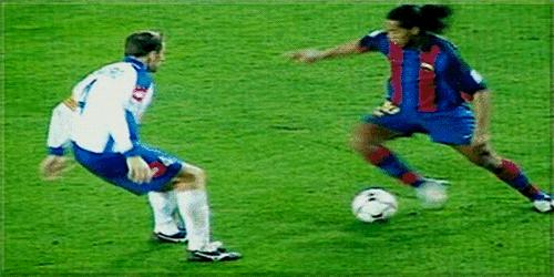 足球球员搞怪图片,足球搞笑庆祝动作gif