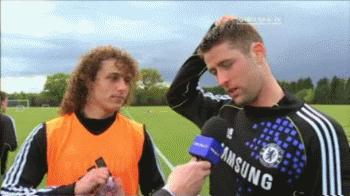 最经典搞笑中超足球gif,足球球员搞怪图片