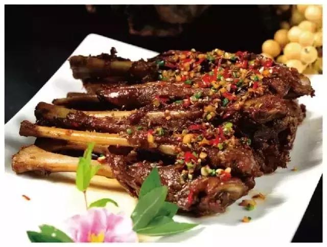 长沙逛街的地方和小吃,长沙三大美食街的美食推荐