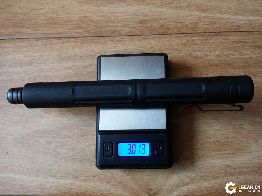 捍卫者机械甩棍,弘安机械棍使用感受