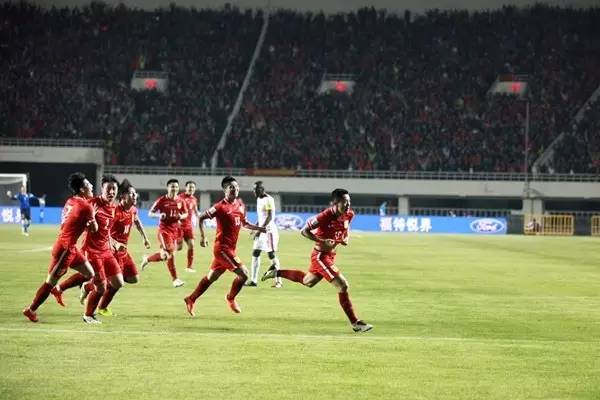 西安为何能够深受体育赛事偏爱,西安人对篮球的热爱