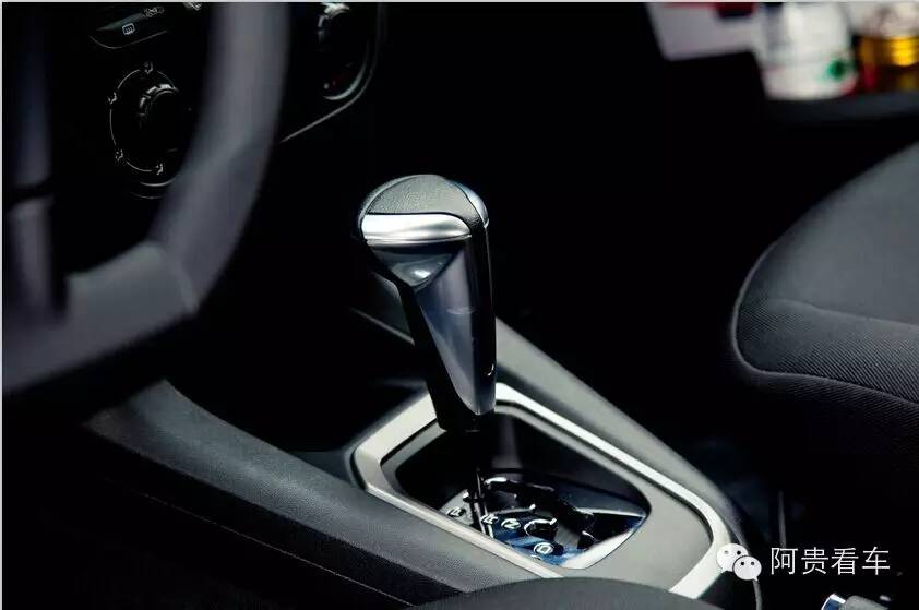 爱丽舍捷达桑塔纳,大众桑塔纳和雪铁龙爱丽舍哪个好