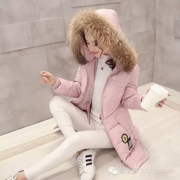 冬季时尚宽松羽绒棉服,高品质冬季新款时尚减龄羽绒棉服