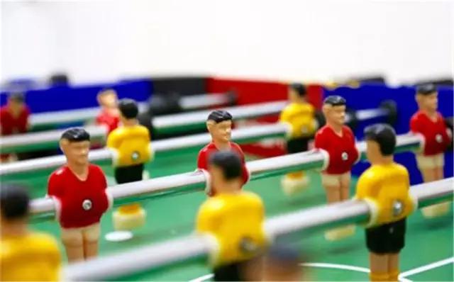 除了电影院哪里可以约会,永远十八岁歌曲大全