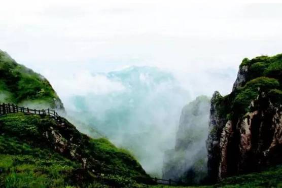 秋老虎时节到哪避暑最好,秋老虎来了要注意什么